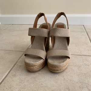 Women’s Tory Burch wedge platform sandal size 7